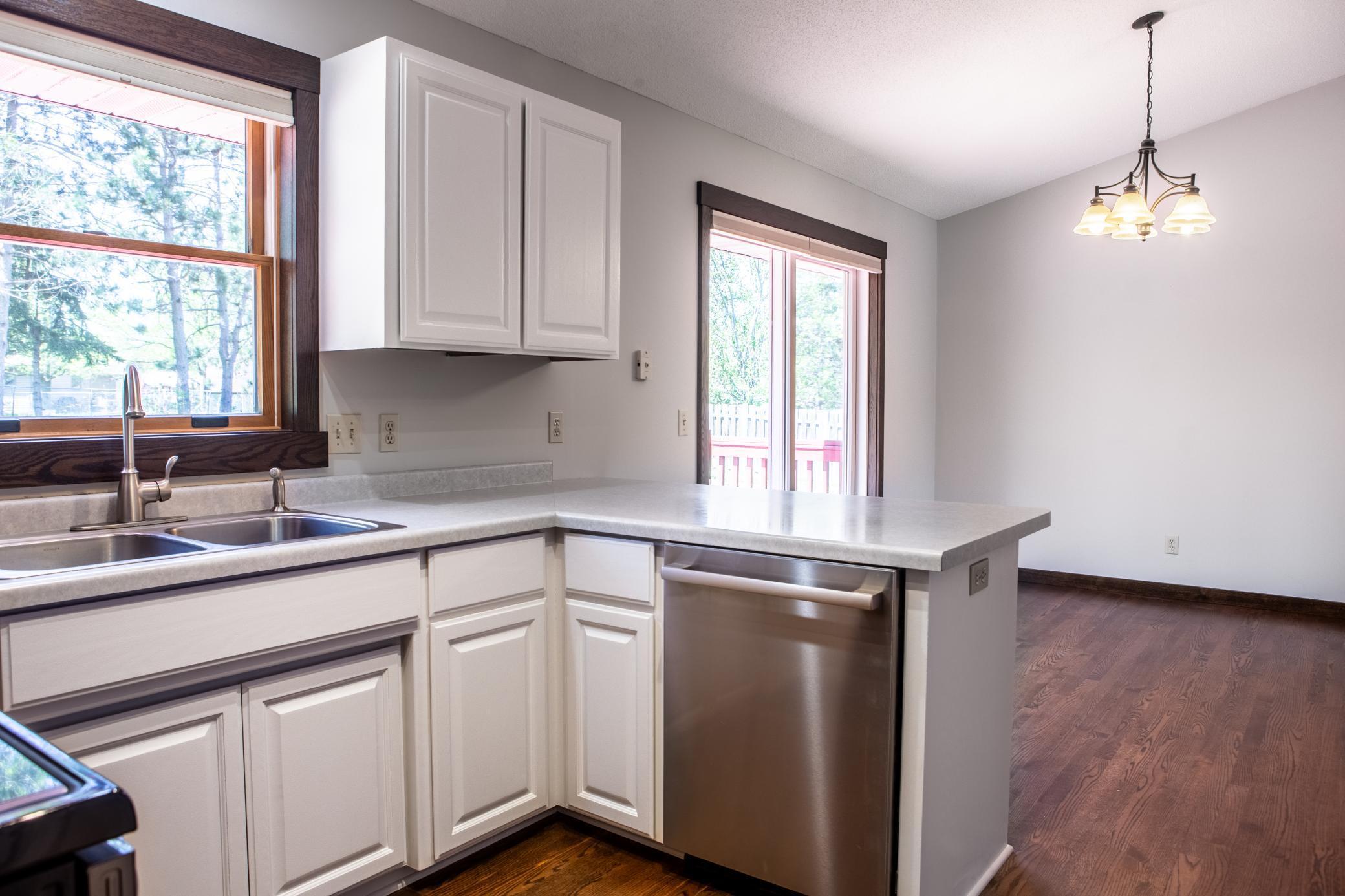 1377 Parkview Drive, New Richmond, Wisconsin image 4