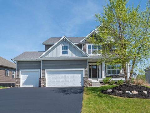 Homes For Sale - 17986 Equinox Avenue<br/> Lakeville, MN 55044