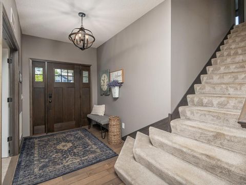 Homes For Sale - 17986 Equinox Avenue<br/> Dakota County, Lakeville, MN 55044