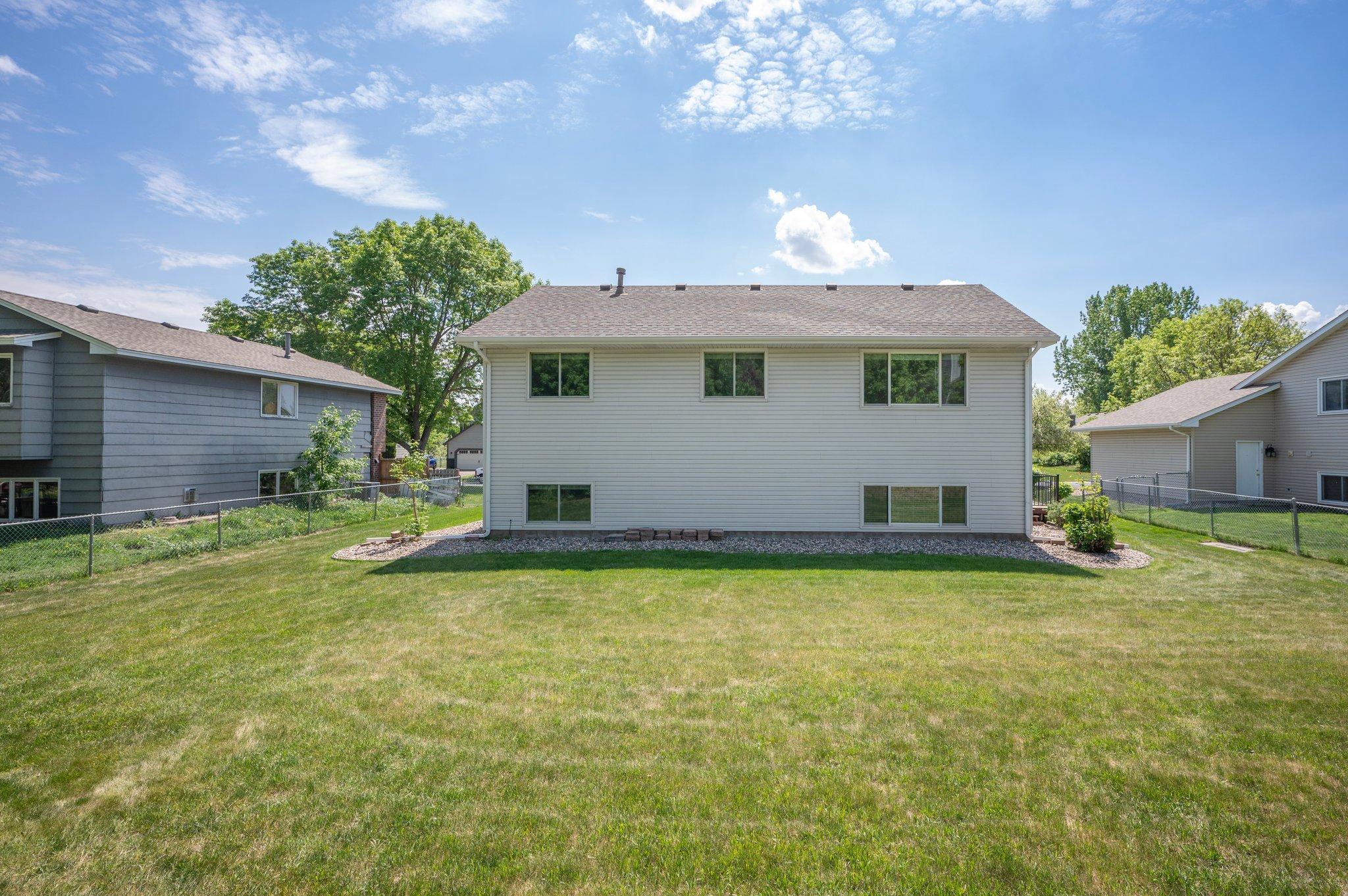 8572 Chanhassen Hills Drive, Chanhassen, Minnesota image 26