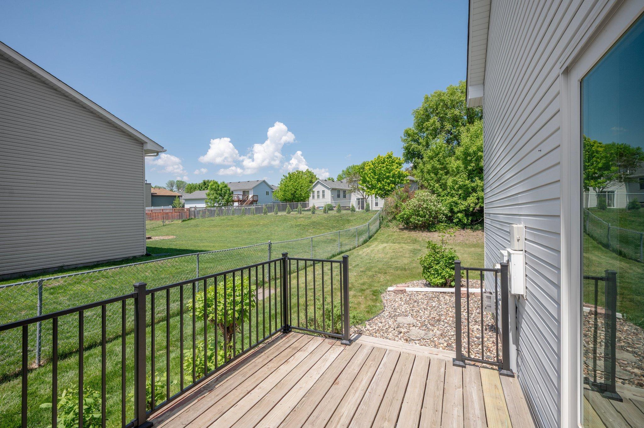 8572 Chanhassen Hills Drive, Chanhassen, Minnesota image 23