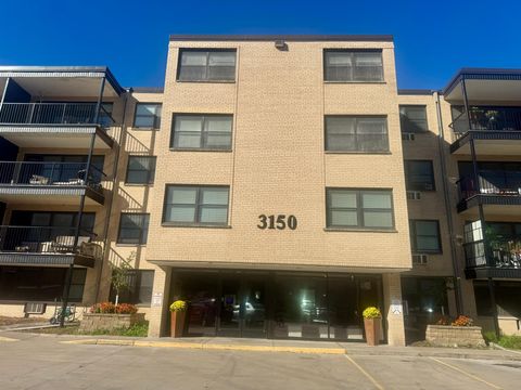 Homes For Sale - 3150 Excelsior Boulevard<br/> Hennepin County, Minneapolis, MN 55416