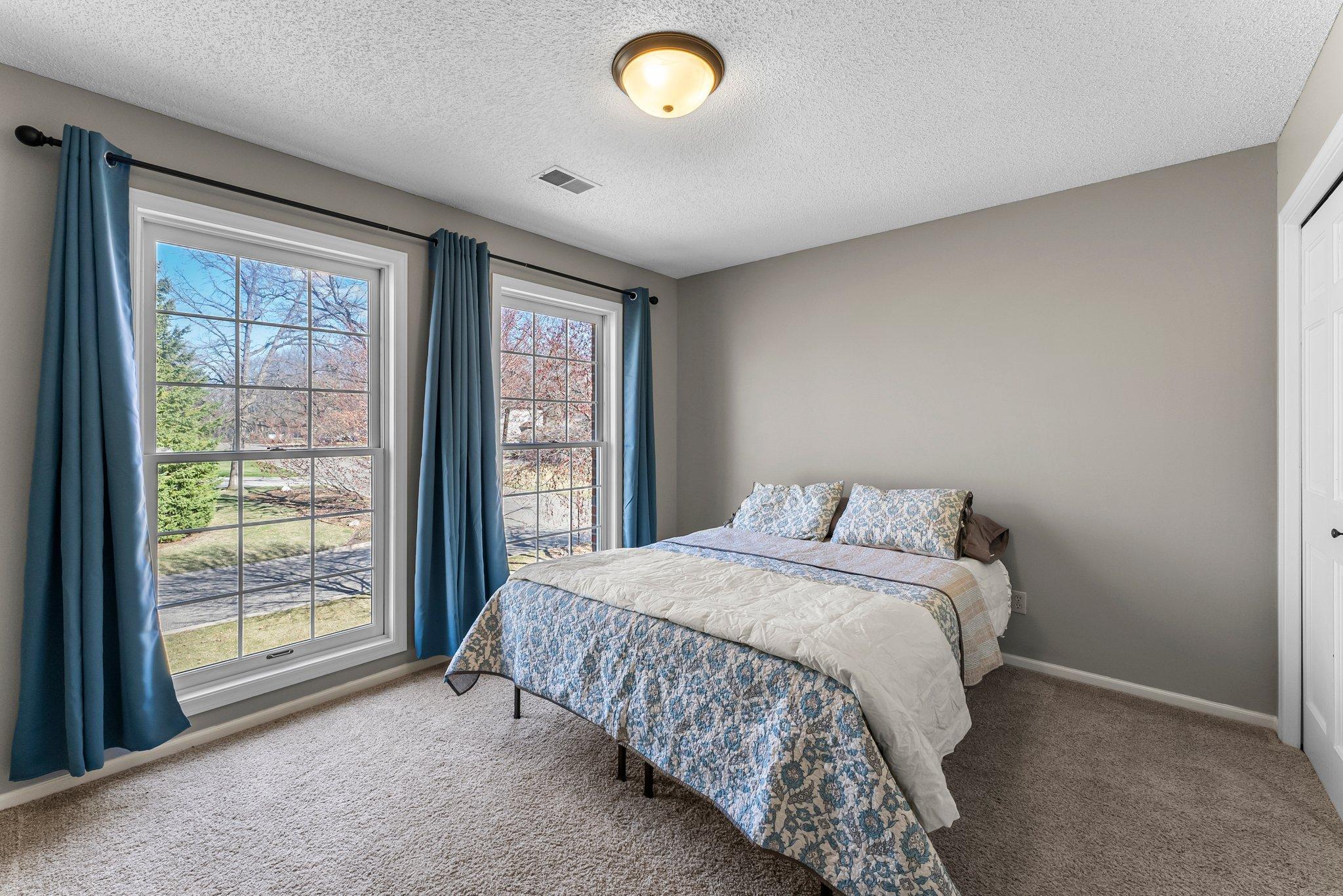 1433 Pheasant Hills Drive, Hugo, Minnesota image 34