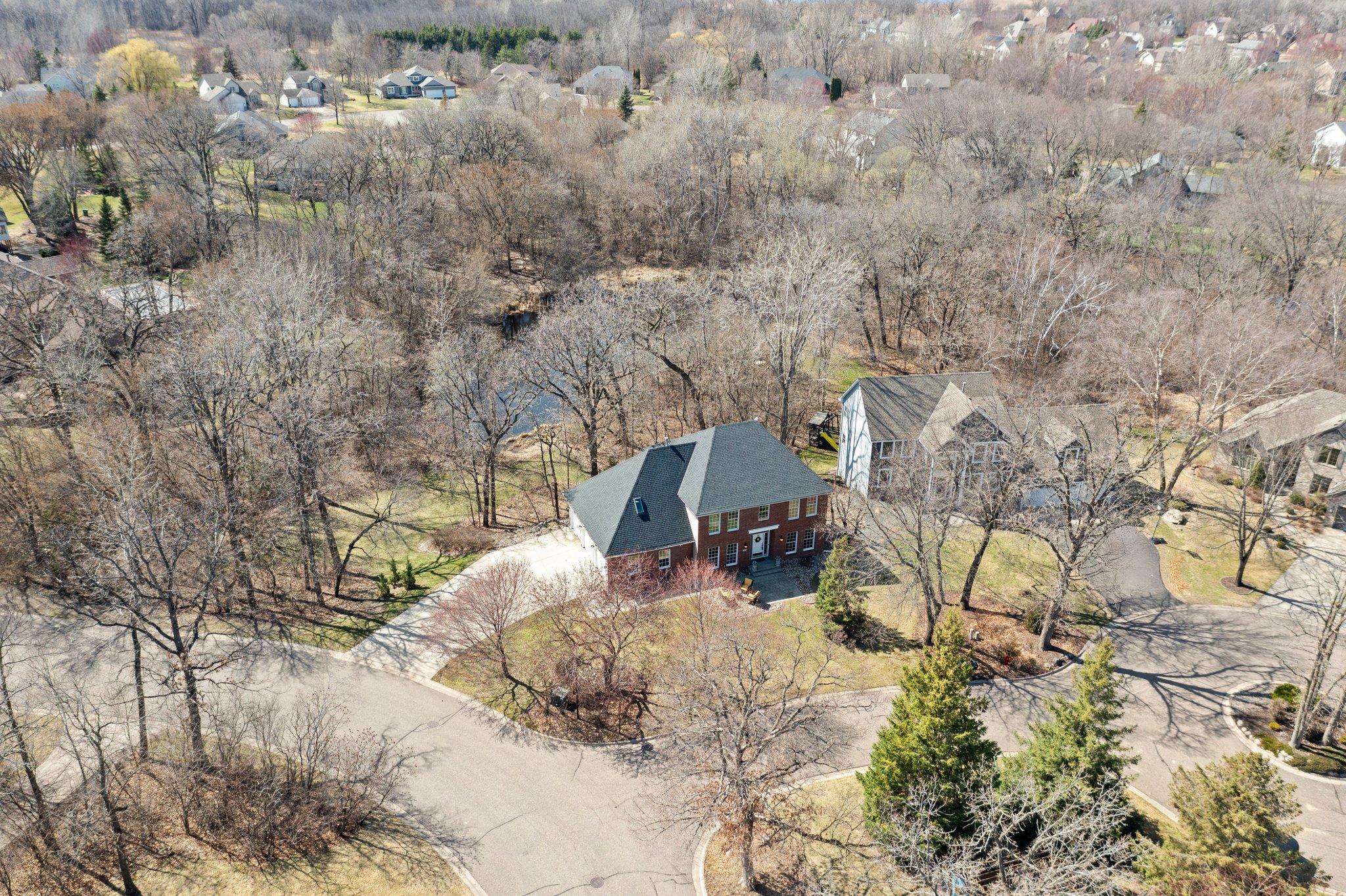 1433 Pheasant Hills Drive, Hugo, Minnesota image 3