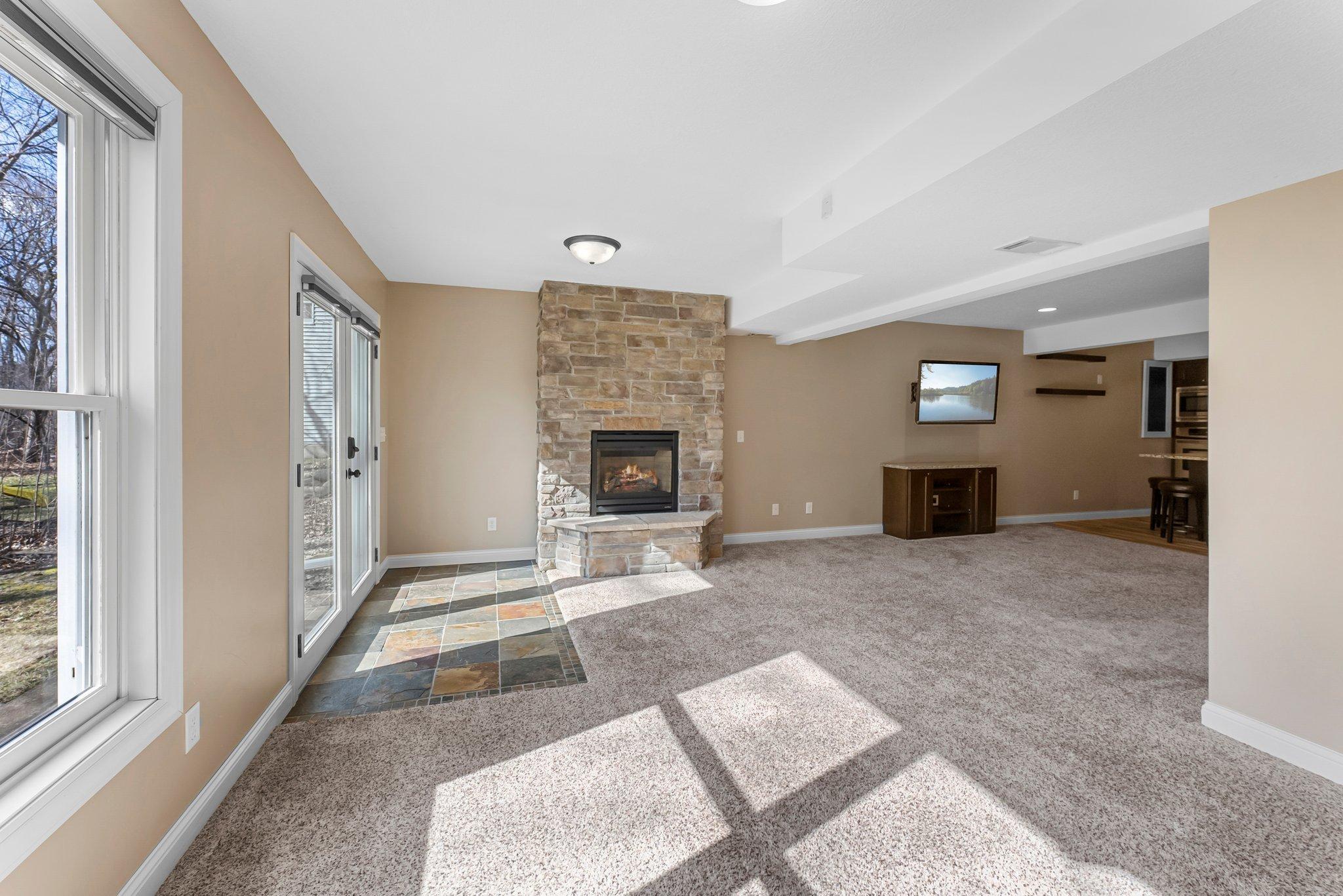 1433 Pheasant Hills Drive, Hugo, Minnesota image 43