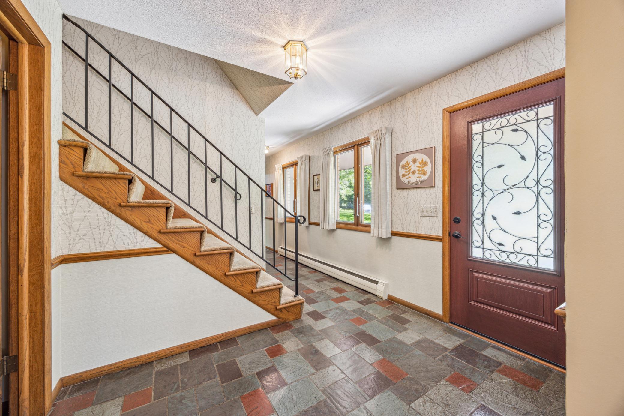 1801 Deer Hill Drive, Wayzata, Minnesota image 19