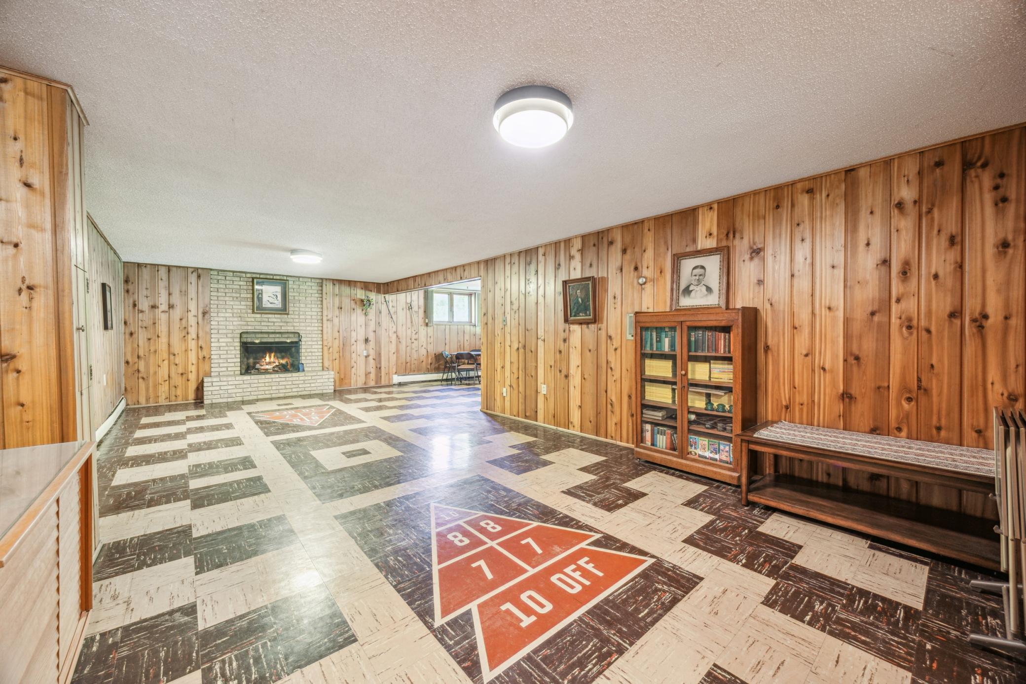 1801 Deer Hill Drive, Wayzata, Minnesota image 28