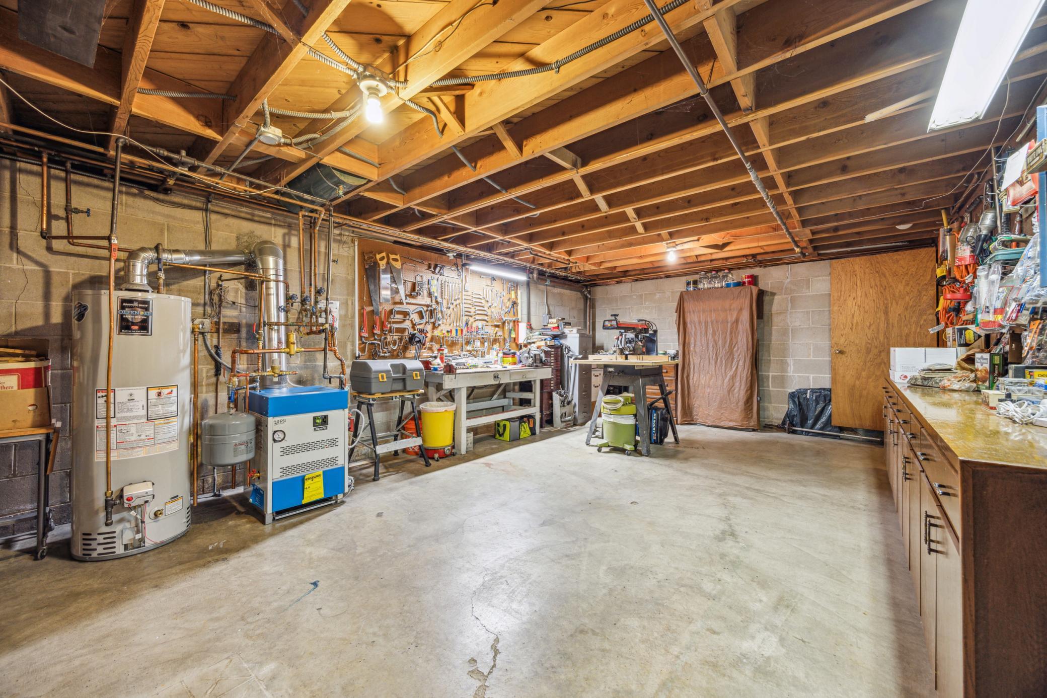 1801 Deer Hill Drive, Wayzata, Minnesota image 31