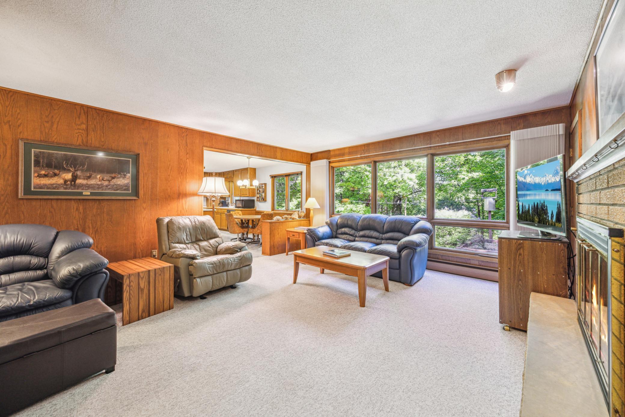 1801 Deer Hill Drive, Wayzata, Minnesota image 12