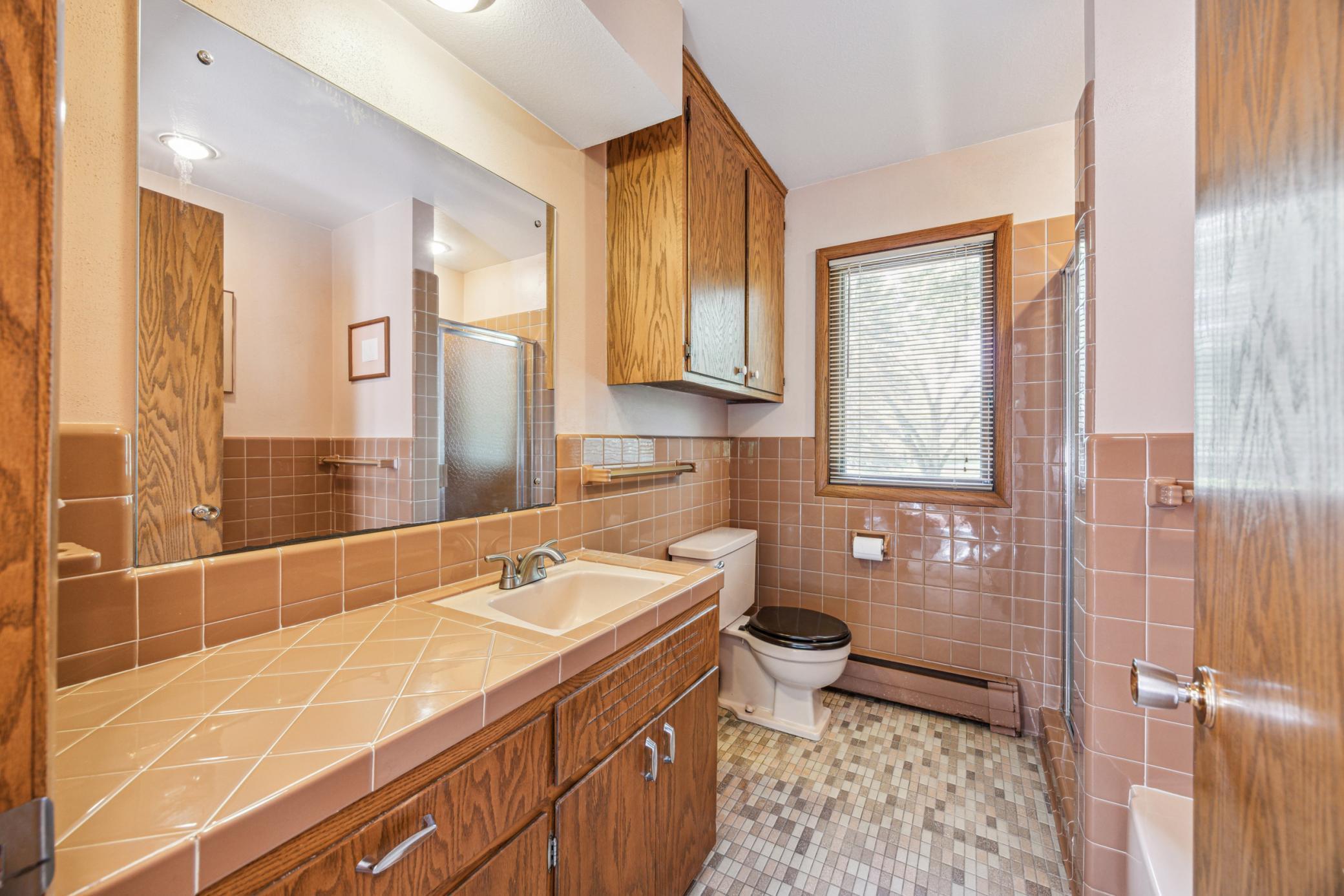 1801 Deer Hill Drive, Wayzata, Minnesota image 21