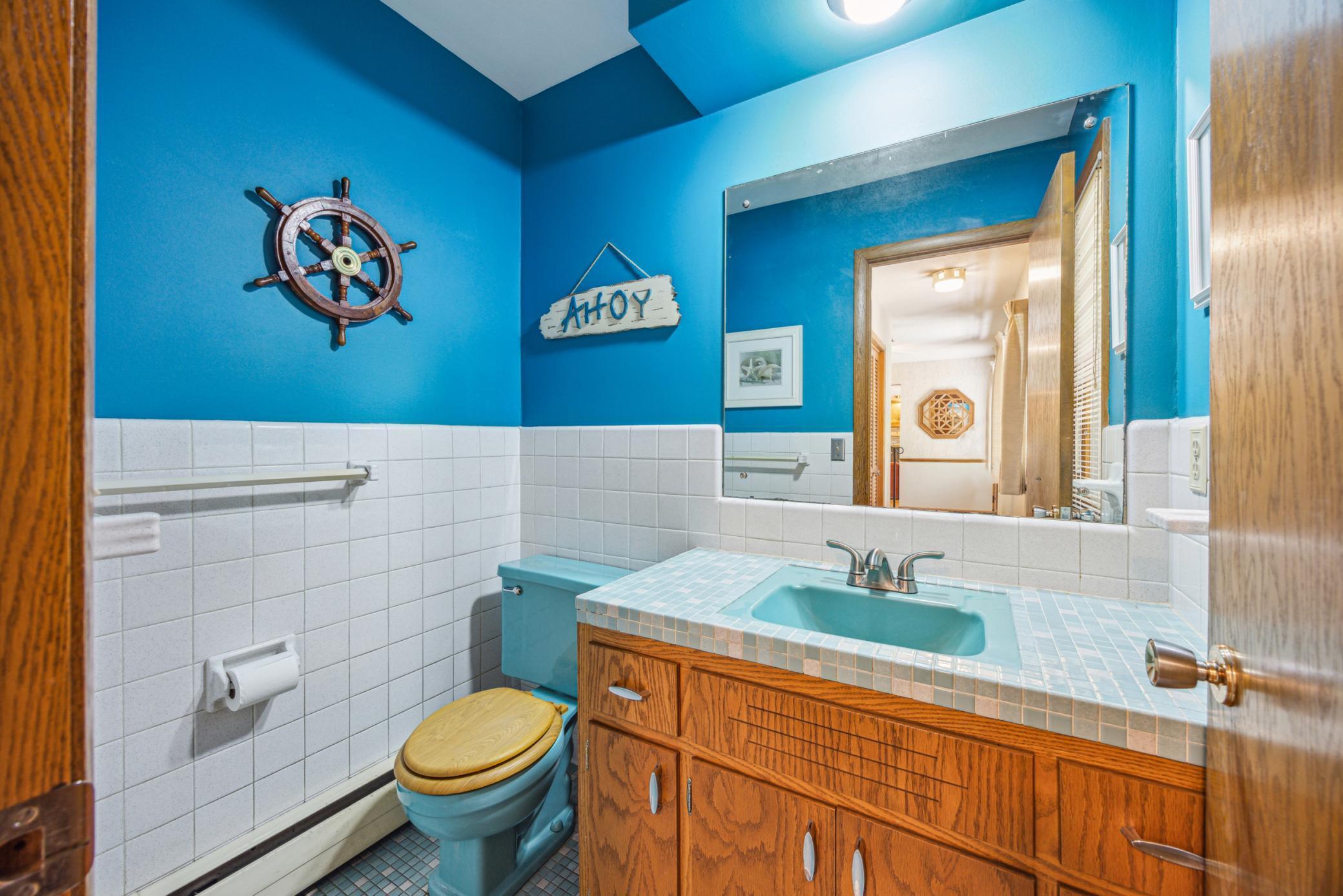 1801 Deer Hill Drive, Wayzata, Minnesota image 18