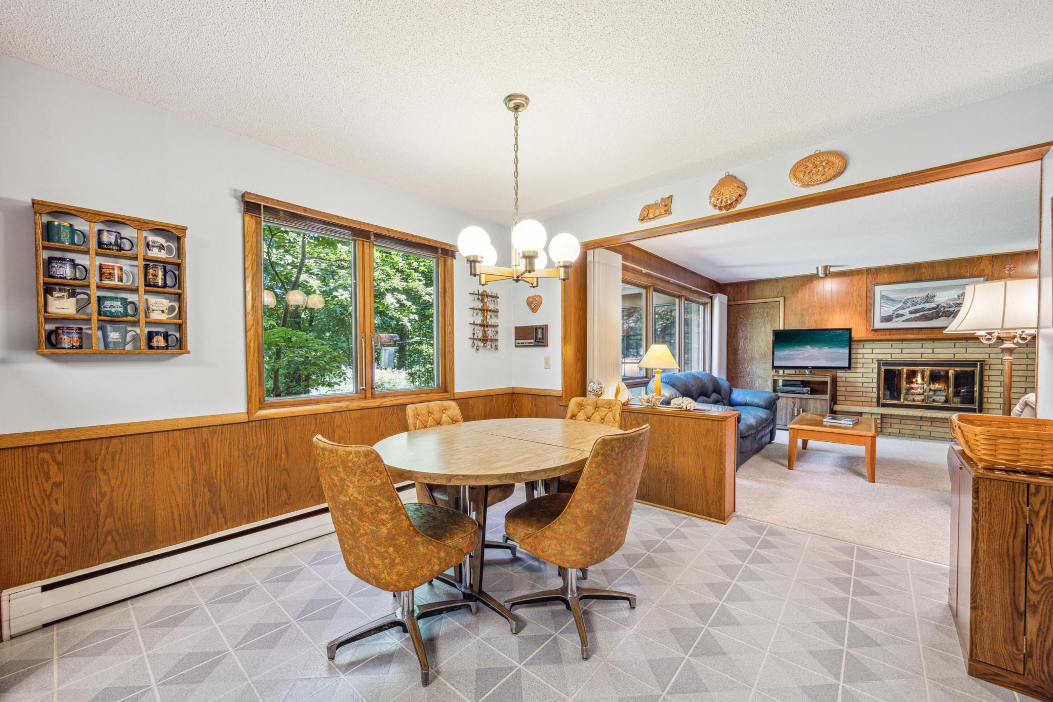 1801 Deer Hill Drive, Wayzata, Minnesota image 10