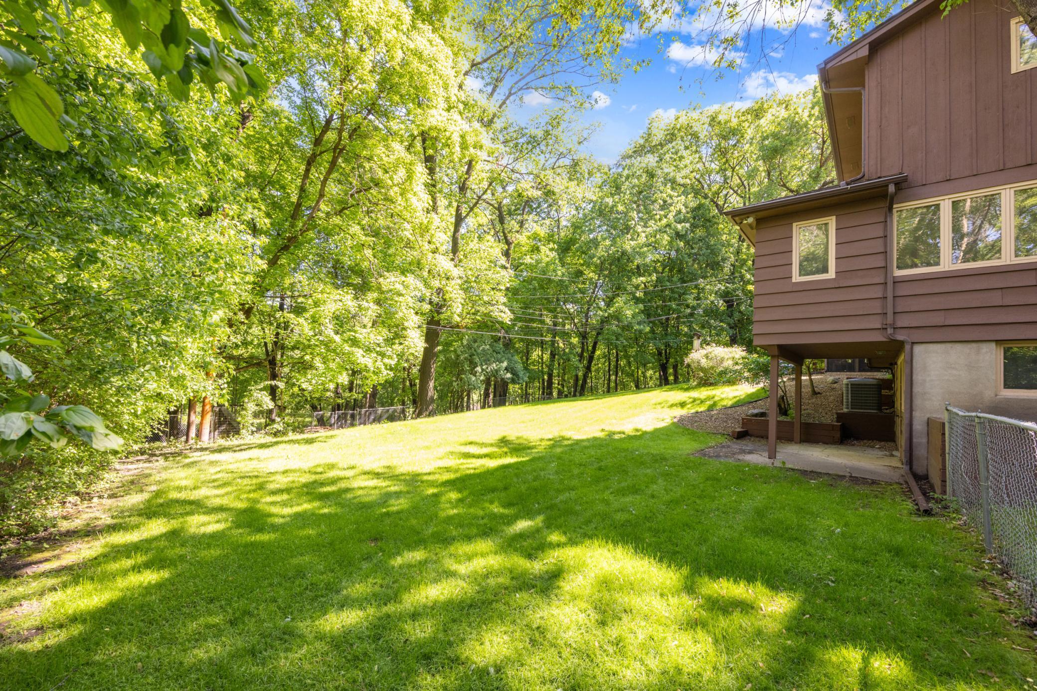 1801 Deer Hill Drive, Wayzata, Minnesota image 14