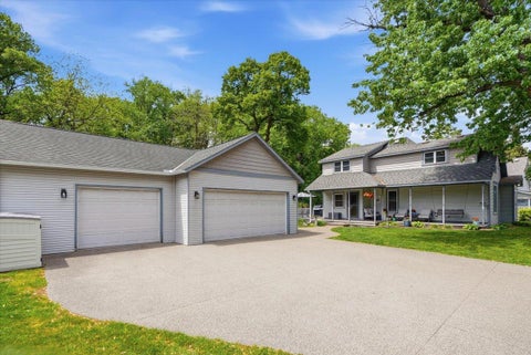 Homes For Sale - 1663 Willis Avenue<br/> South Saint Paul, MN 55075