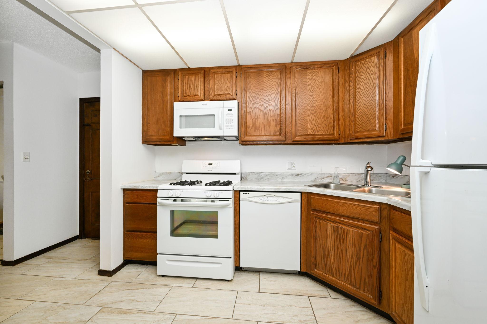 6650 Vernon Avenue #103, Edina, Minnesota image 10