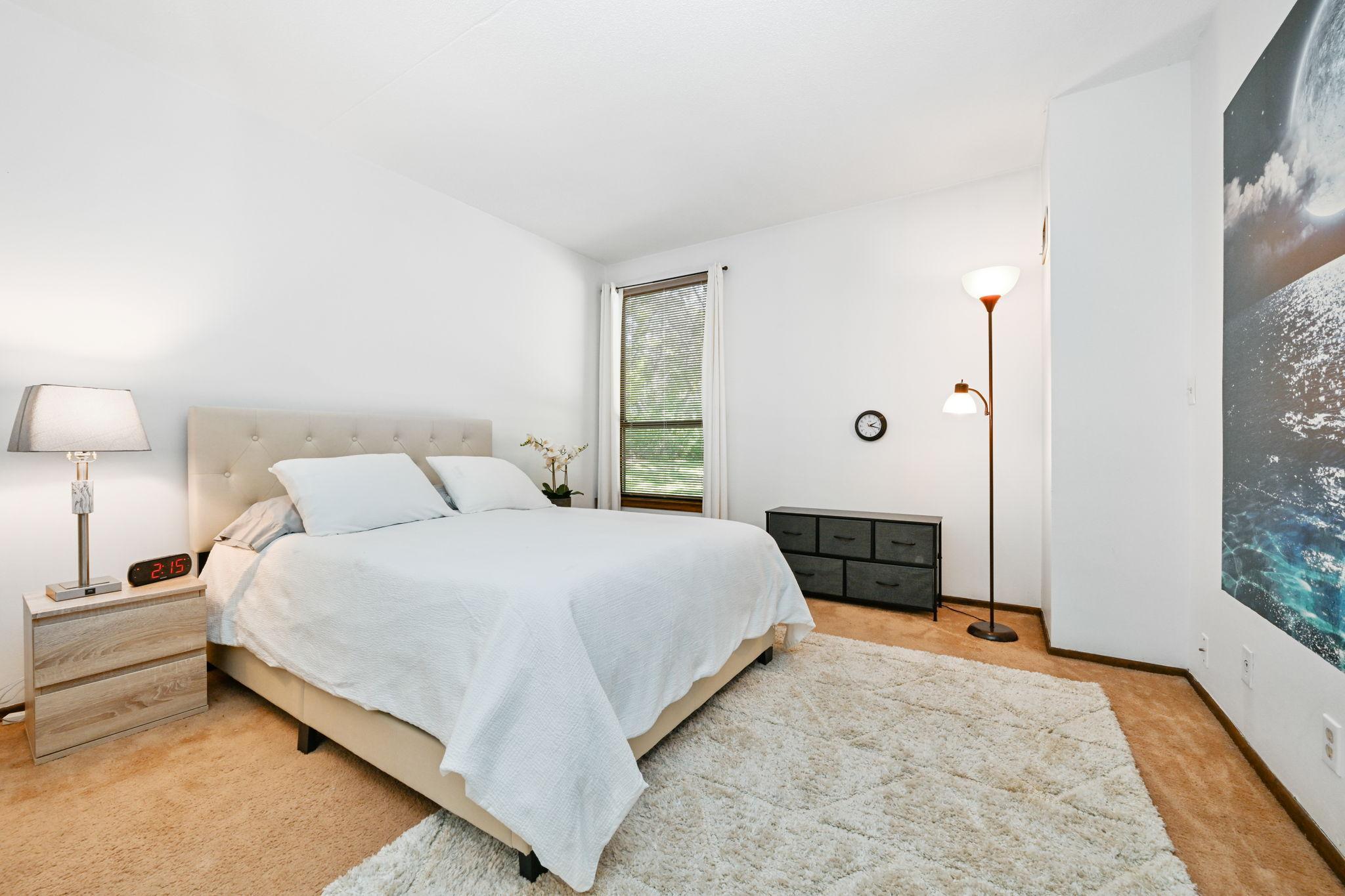 6650 Vernon Avenue #103, Edina, Minnesota image 11