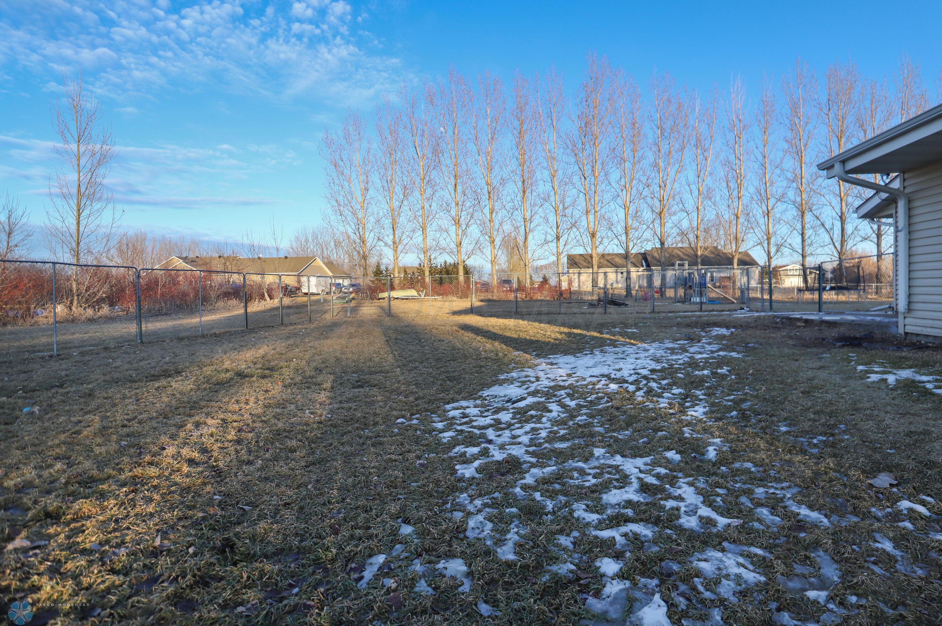 Moorhead, Minnesota 56560, United States, 4 Bedrooms Bedrooms, ,2 BathroomsBathrooms,Residential,Pending,60032