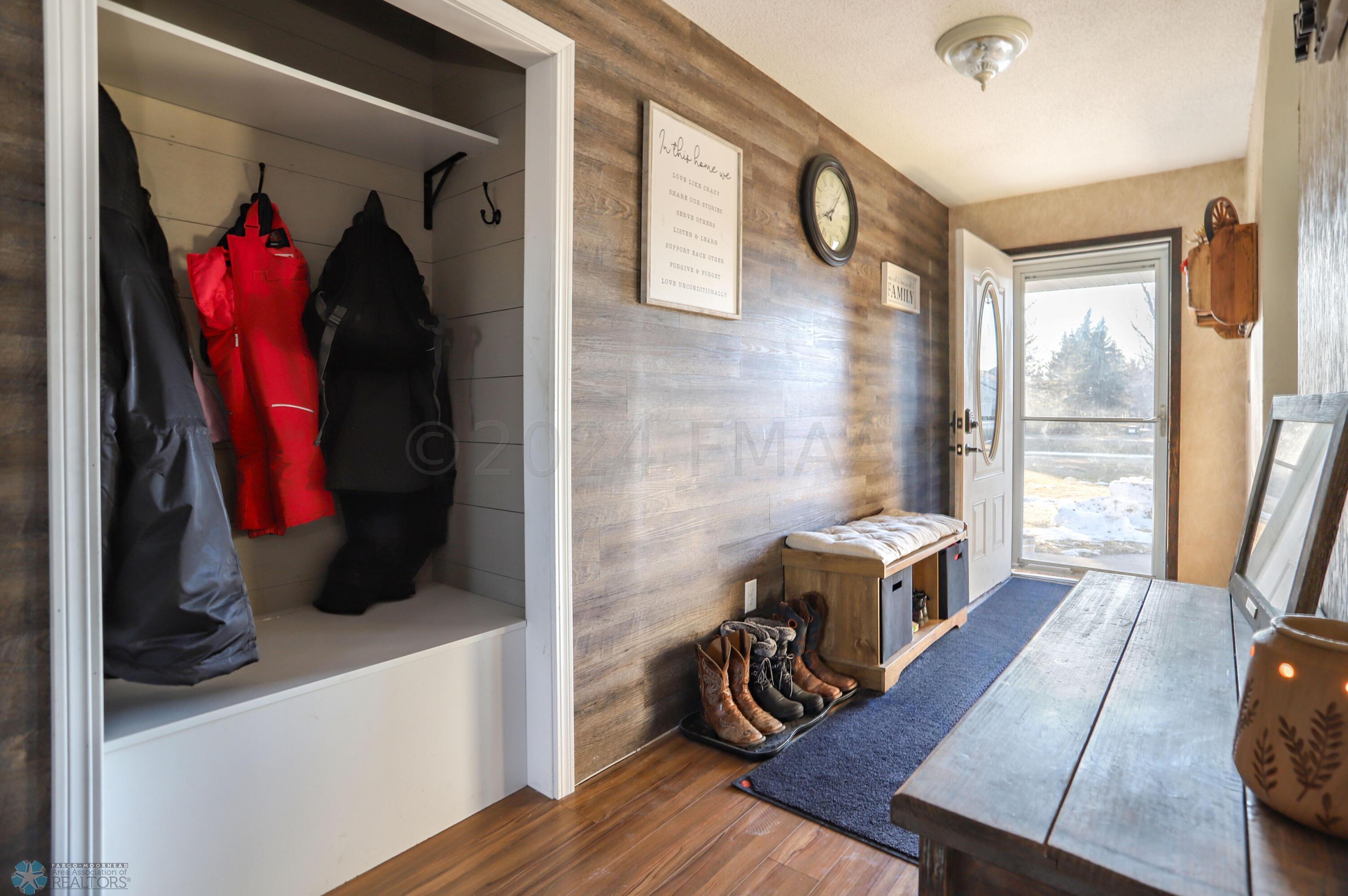 Moorhead, Minnesota 56560, United States, 4 Bedrooms Bedrooms, ,2 BathroomsBathrooms,Residential,Pending,60032