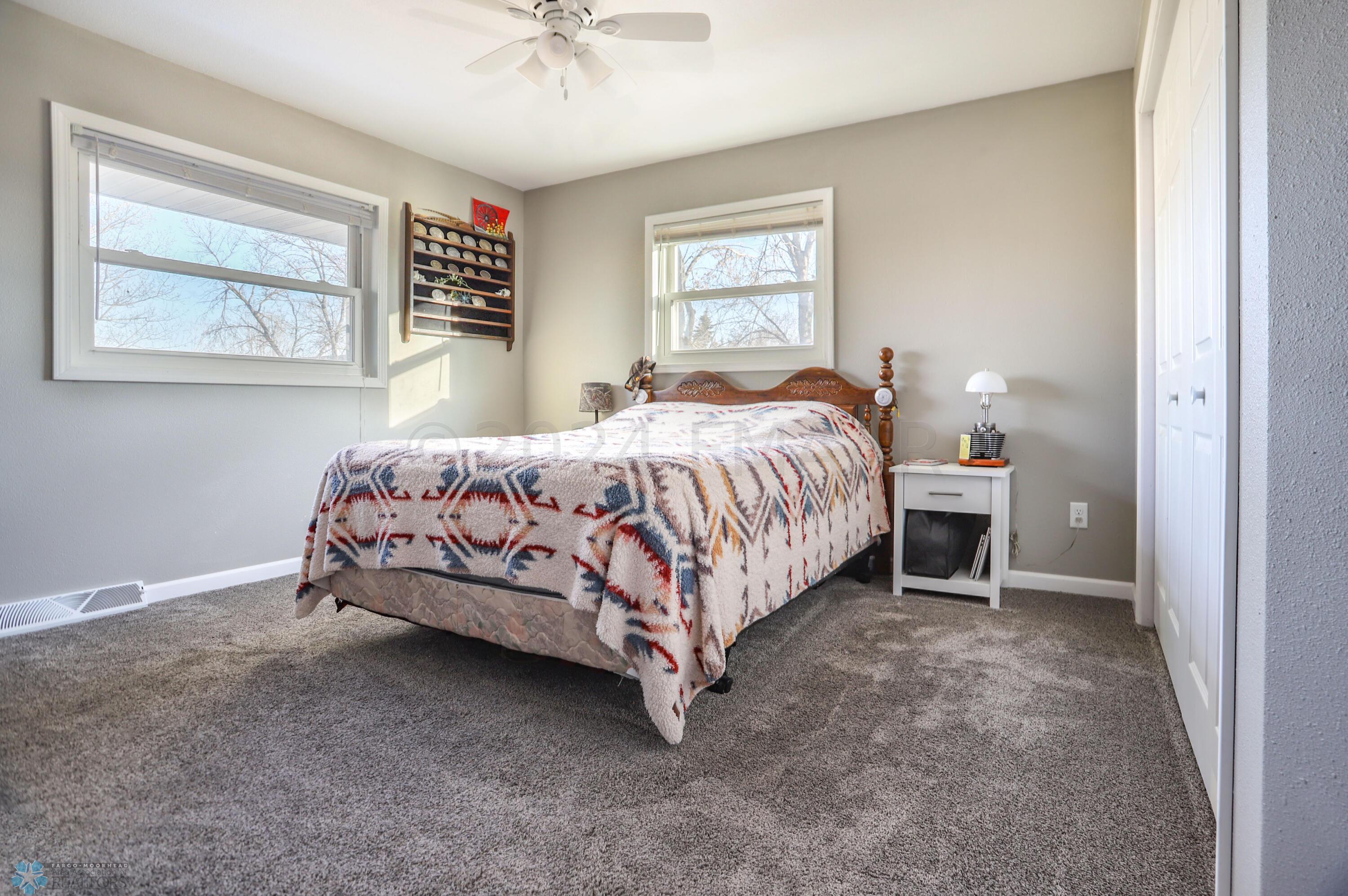 Moorhead, Minnesota 56560, United States, 4 Bedrooms Bedrooms, ,2 BathroomsBathrooms,Residential,Pending,60032