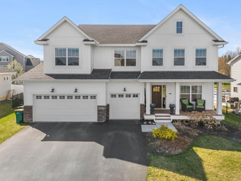 Homes For Sale - 20391 Greengate Court<br/> Dakota County, Lakeville, MN 55044
