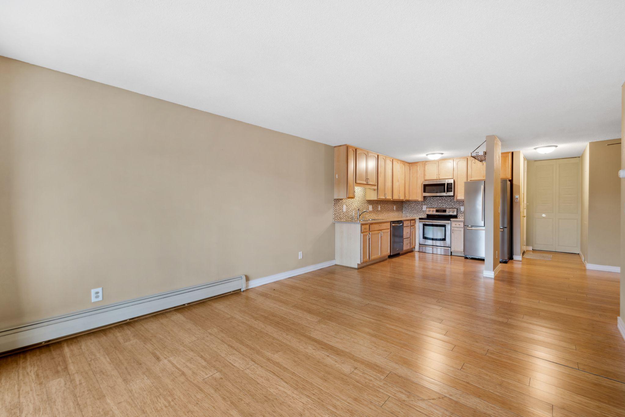 2800 Hamline Avenue #313, Roseville, Minnesota image 14