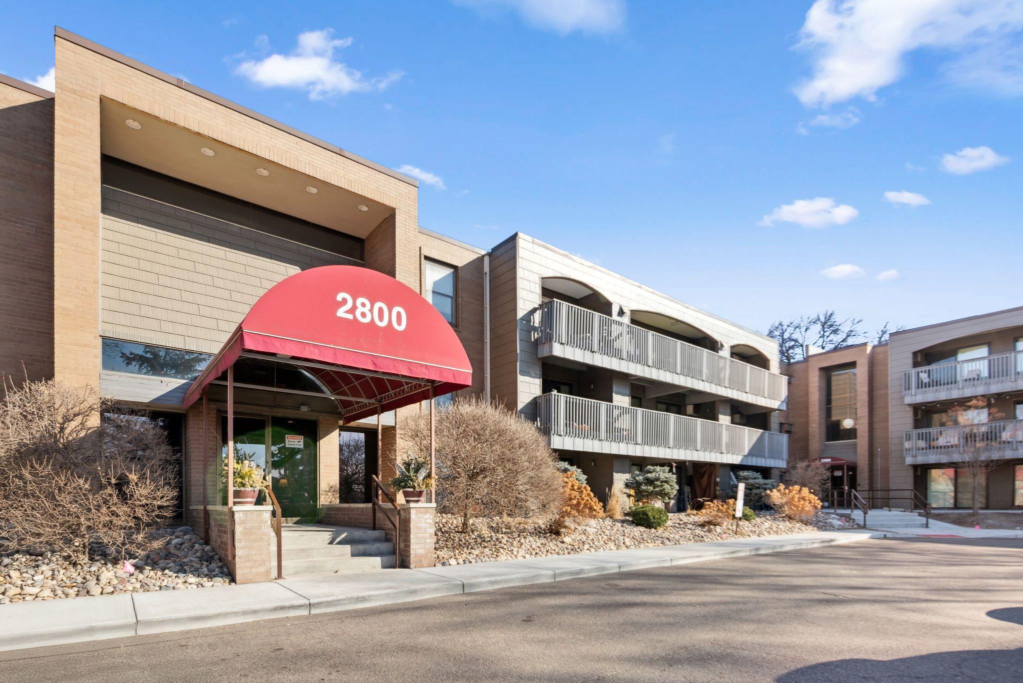 2800 Hamline Avenue #313, Roseville, Minnesota image 1