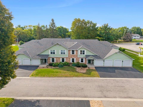Condo For Sale - 5137 Balmoral Lane<br/> Bloomington, MN 55437