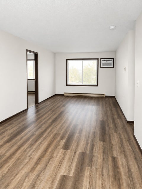 Apartment For Rent - 808 Hills Avenue<br/> Jackson, MN 56143