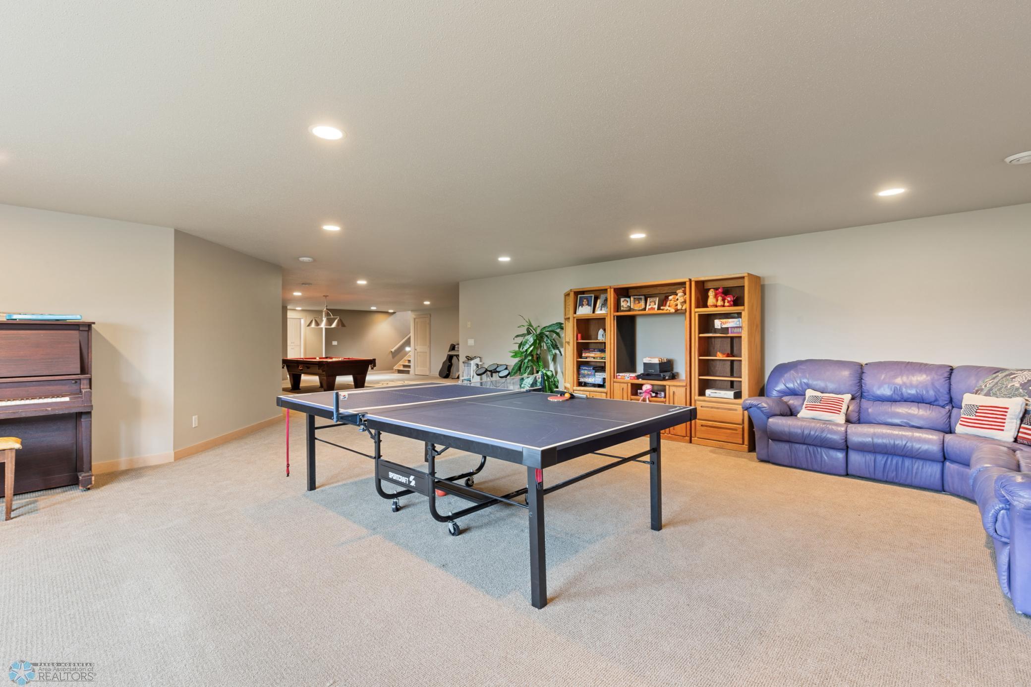1811 7th Street, West Fargo, North Dakota image 39