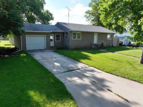 Homes For Sale - 220 S 4th Street<br/> Bird Island, MN 55310