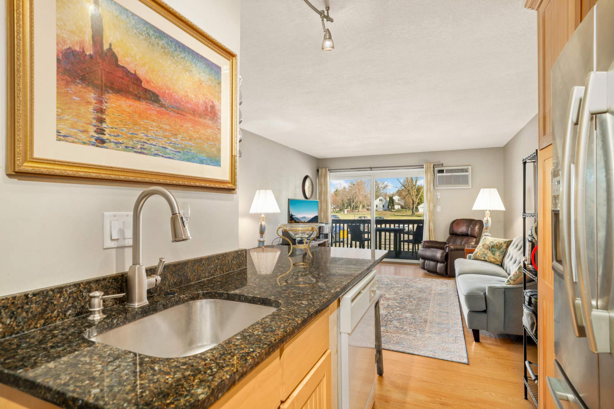 2800 Hamline Avenue #121, Roseville, Minnesota image 4