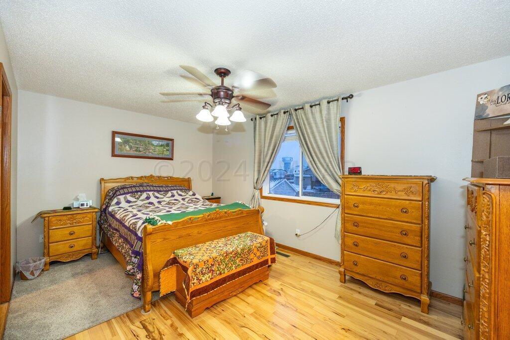 West Fargo, North Dakota 58078, United States, 3 Bedrooms Bedrooms, ,3 BathroomsBathrooms,Residential,Pending,67235