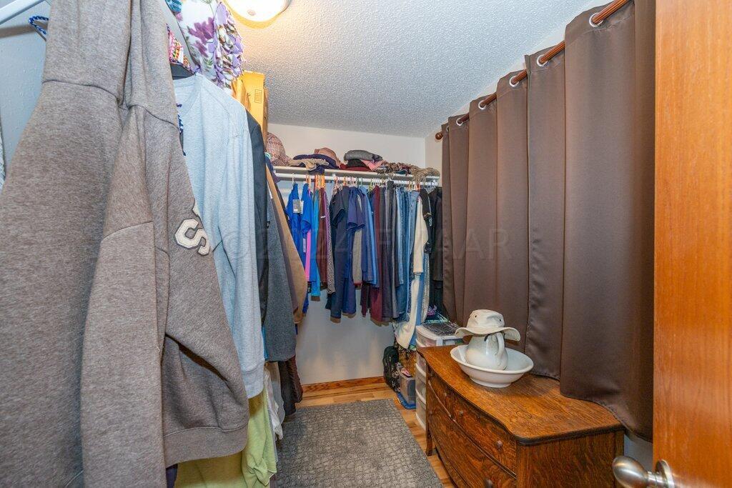 West Fargo, North Dakota 58078, United States, 3 Bedrooms Bedrooms, ,3 BathroomsBathrooms,Residential,Pending,67235