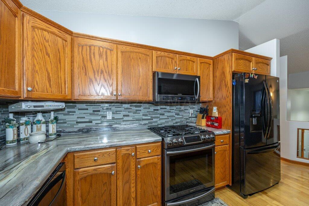 West Fargo, North Dakota 58078, United States, 3 Bedrooms Bedrooms, ,3 BathroomsBathrooms,Residential,Pending,67235