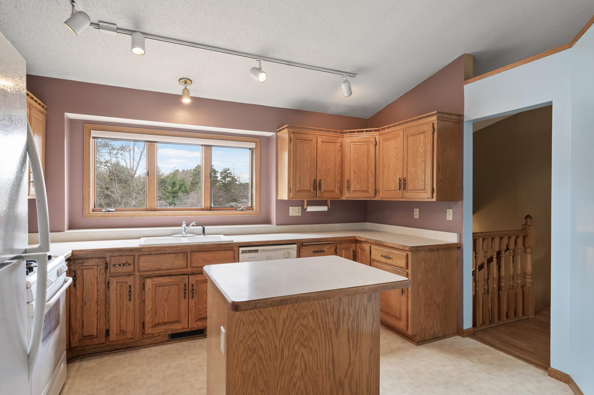 17441 Marigold Street, Andover, Minnesota image 6