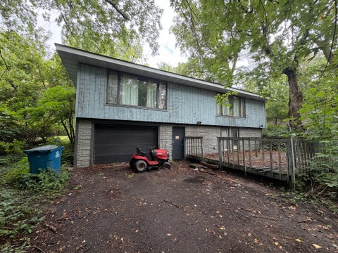 Homes For Sale - 8236 N Shore Trail<br/> Forest Lake, MN 55025