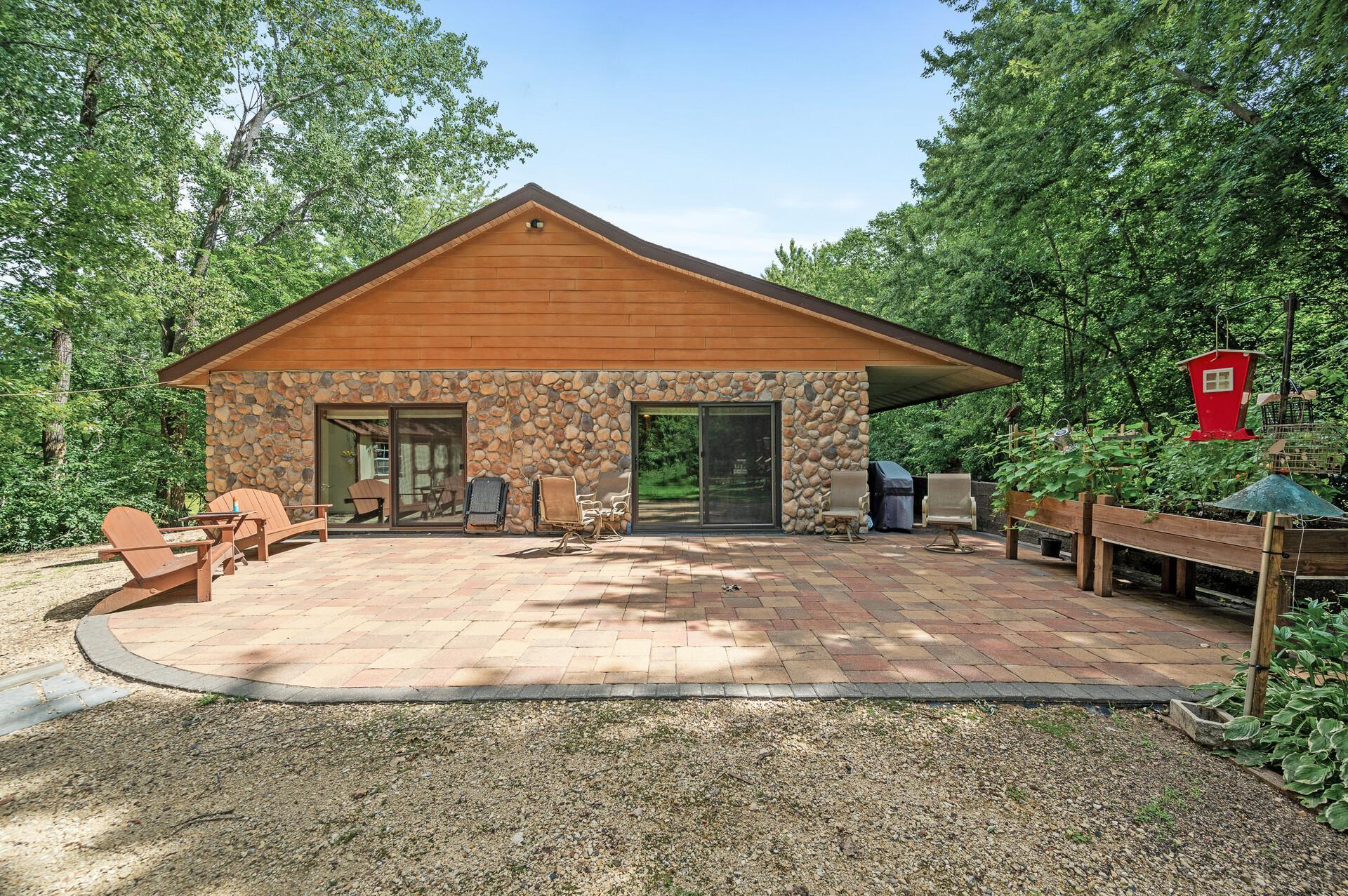 95 12th Street, Pine City, Minnesota image 1