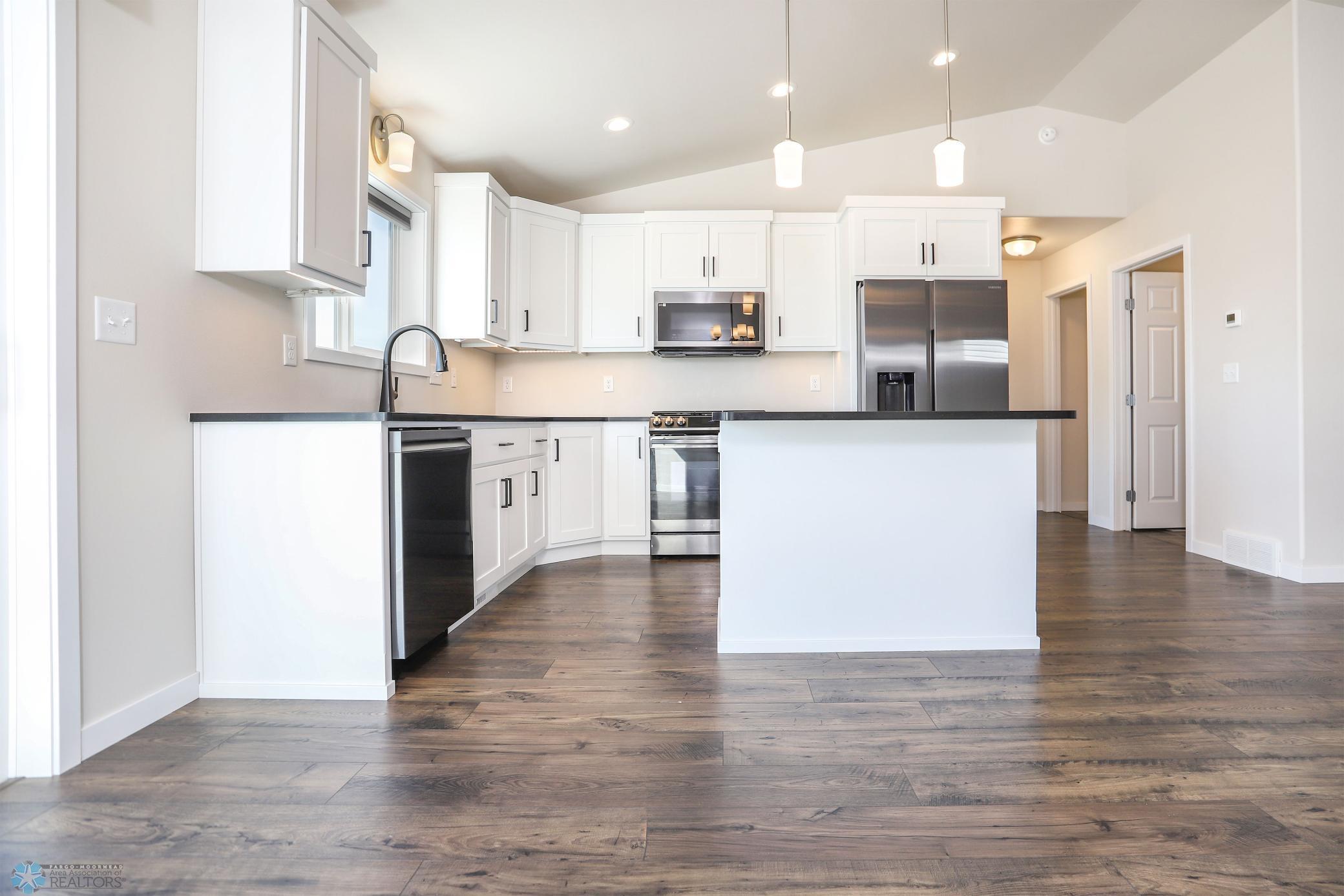 Horace, North Dakota 58047, United States, 3 Bedrooms Bedrooms, ,2 BathroomsBathrooms,Residential,Active,100314