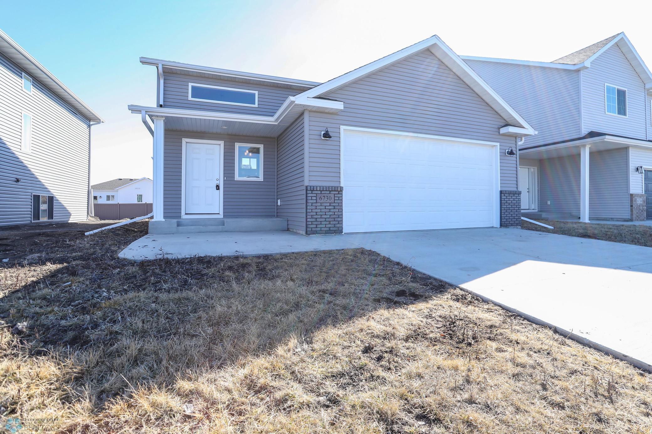 Horace, North Dakota 58047, United States, 3 Bedrooms Bedrooms, ,2 BathroomsBathrooms,Residential,Active,100314