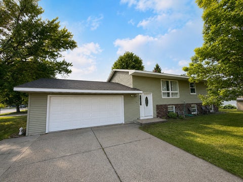 Homes For Sale - 5250 W 9th Street<br/> Winona County, Winona, MN 55987