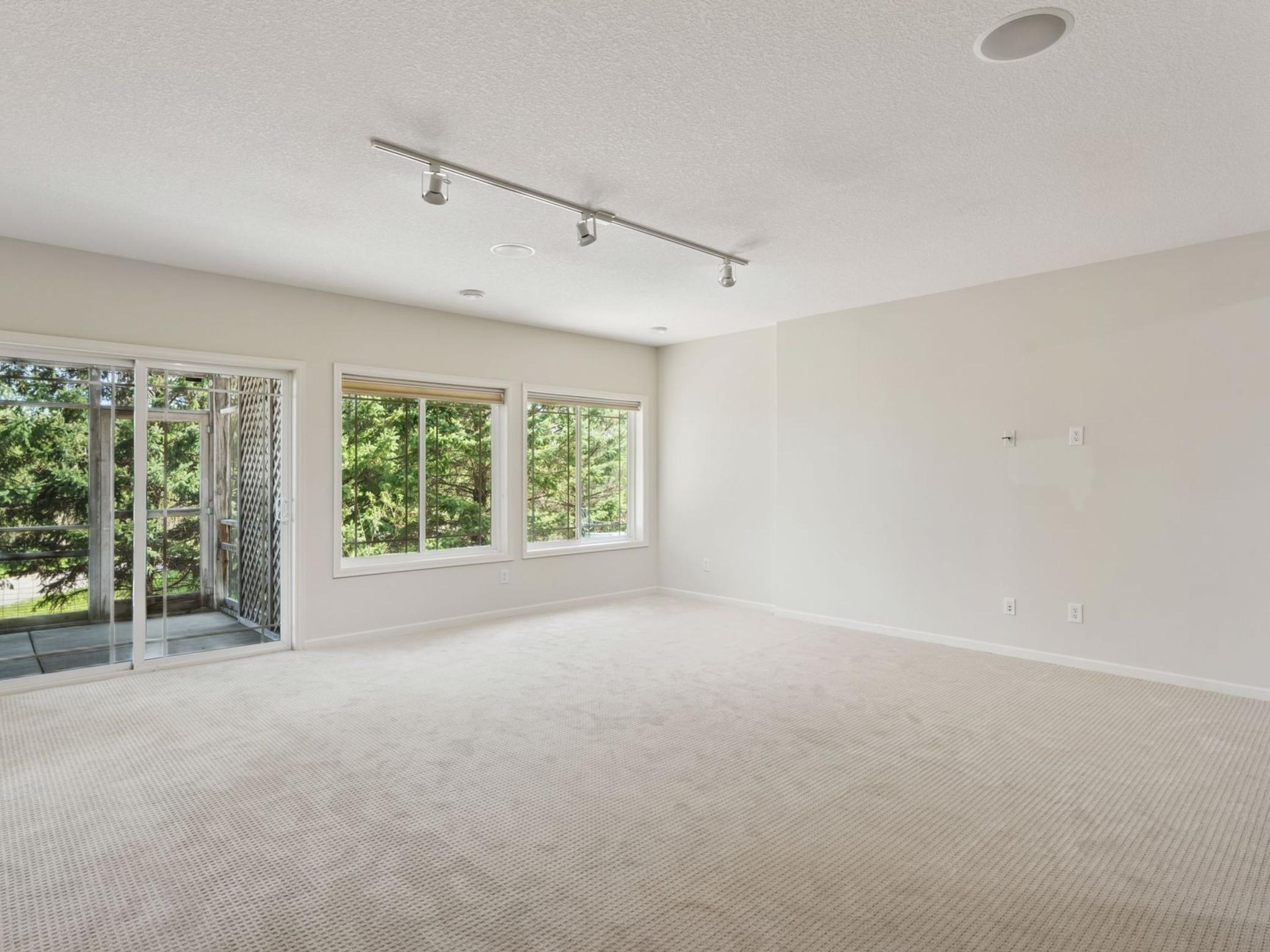19808 Dawson Lane, Farmington, Minnesota image 38
