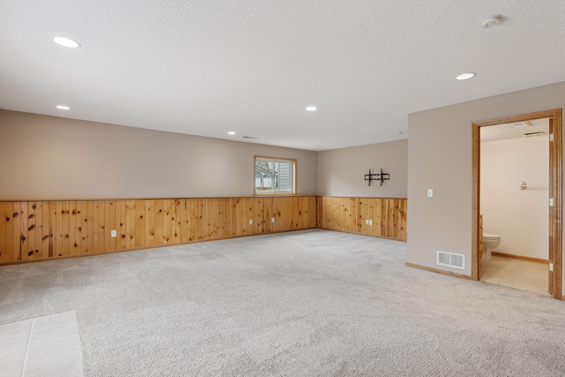 13068 Elgin Drive, Elk River, Minnesota image 31