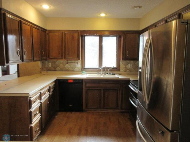 Fargo, North Dakota 58102, United States, 5 Bedrooms Bedrooms, ,3 BathroomsBathrooms,Residential,Active,113895