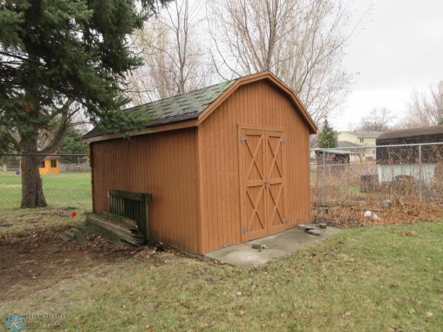 Fargo, North Dakota 58102, United States, 5 Bedrooms Bedrooms, ,3 BathroomsBathrooms,Residential,Active,113895