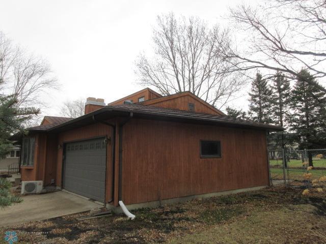 Fargo, North Dakota 58102, United States, 5 Bedrooms Bedrooms, ,3 BathroomsBathrooms,Residential,Active,113895