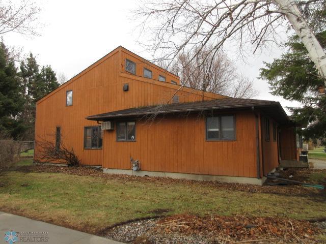 Fargo, North Dakota 58102, United States, 5 Bedrooms Bedrooms, ,3 BathroomsBathrooms,Residential,Active,113895