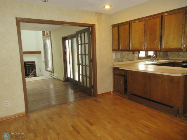 Fargo, North Dakota 58102, United States, 5 Bedrooms Bedrooms, ,3 BathroomsBathrooms,Residential,Active,113895