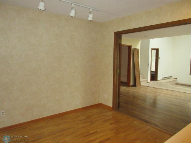 Fargo, North Dakota 58102, United States, 5 Bedrooms Bedrooms, ,3 BathroomsBathrooms,Residential,Active,113895