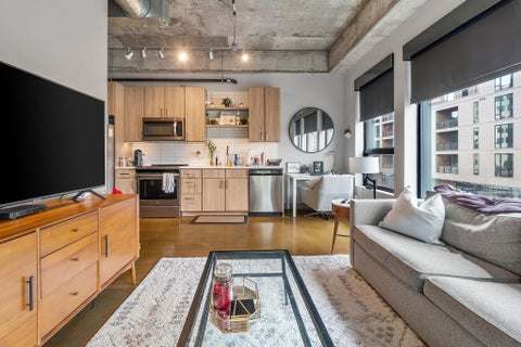 Condo For Rent - 728 3rd Street<br/> Hennepin County, Minneapolis, MN 55401