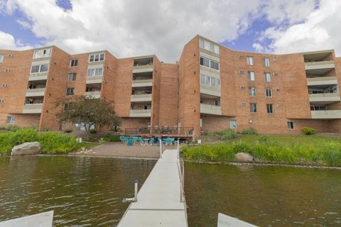 Condo For Sale - 329 Geneva Avenue<br/> Saint Paul, MN 55128
